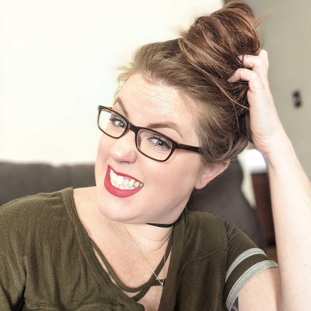 Meet your Posher, Tori